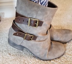 Jellypop brown two buckle ankle boots